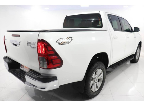 Toyota Hilux Srv Cd 2.8 4x4