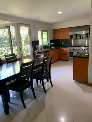 Venta Hermosa Residencia En San Gonzalo, Zapopan, Jalisco En San Gonzalo