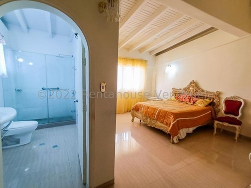 Imagen 13 de 15 de Casa En Venta Urbanización Lomas De La Trinidad. #22-19304. Megv (04125486572)