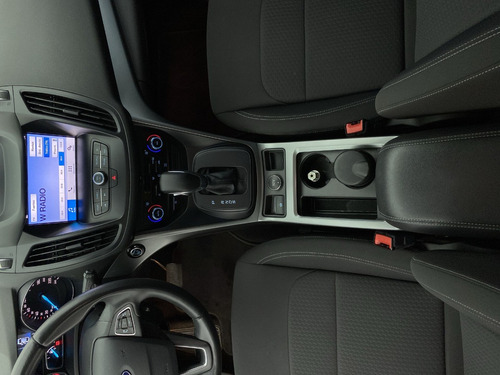 Imagen 21 de 25 de Ford Escape Se
