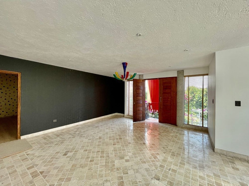 Imagen 24 de 30 de En El Vergel, Gran Casa En Venta