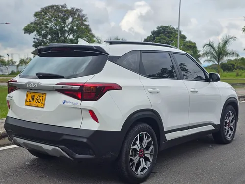 Kia Seltos 1.6l Zenith At