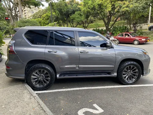 Lexus GX 4.6 460 Premium
