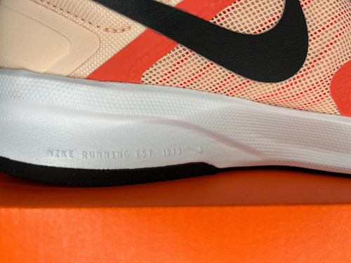 Tenis Nike Run Swift 3 Para Correr /mujer Color Coral Lavado (Usado)