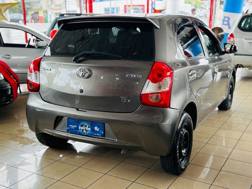 Toyota Etios Toyota Etios X 1.3 (Flex)