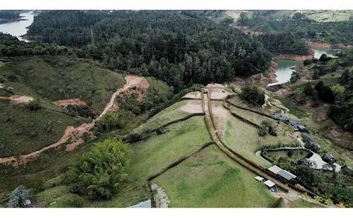 Lote Unidad Cerrada Guatape Vereda La Peña