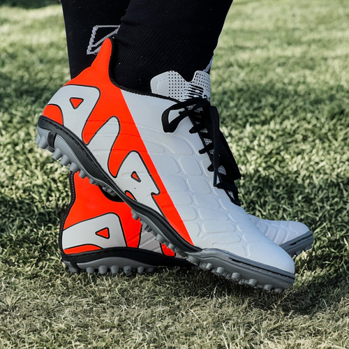 Botines Fútbol 5 Hombre Reforzado Cosido