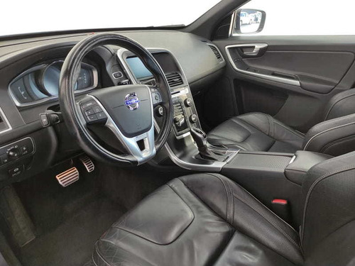 Imagem 5 de 15 de Volvo Xc60 2.0 T5 R Design Turbo Gasolina 4p Aut