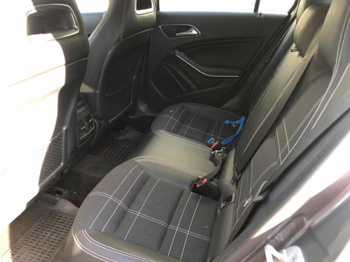 Mercedes-Benz Clase A 1.6 A200 Urban 156cv