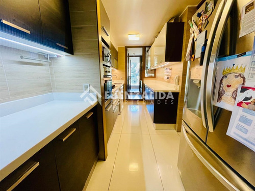 Oportunidad Venta Depto 4d En La Dehesa, Colegio Los Alerces