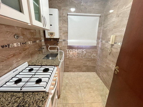 Imagen 12 de 30 de Tour Virtual Departamento En Venta 3 Ambientes Con Balcón Francés ~ Centro Mar Del Plata