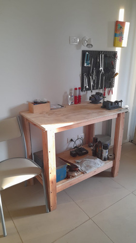 Mesa De Trabajo Perfecta Para Talleres Y Manualidades
