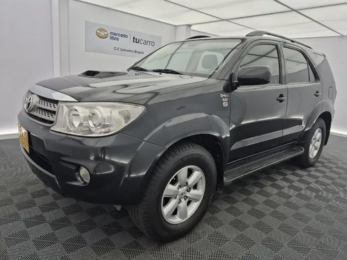 Toyota Fortuner 3.0 Sr5