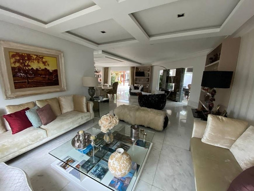 Imagem 4 de 30 de Condomínio Del Lago Casa Triplex 5 Suítes 711m2 Em Terreno De 900m2. - 2049 - 70537024