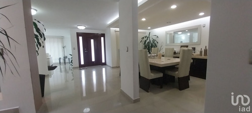 Venta Casa 4 Ambientes La Moraleja