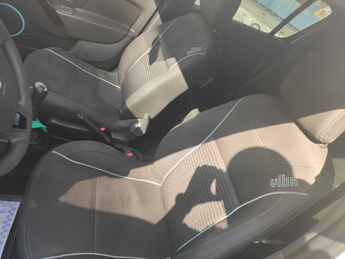 Imagem 8 de 9 de Renault Sandero 2018 1.0 12v Expression Sce 5p