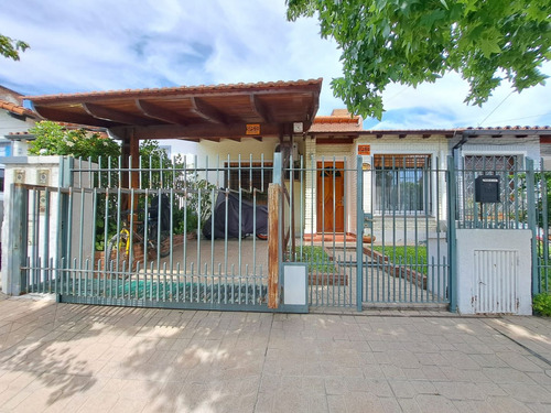 Casa En Venta En Ciudad Jardín Lomas