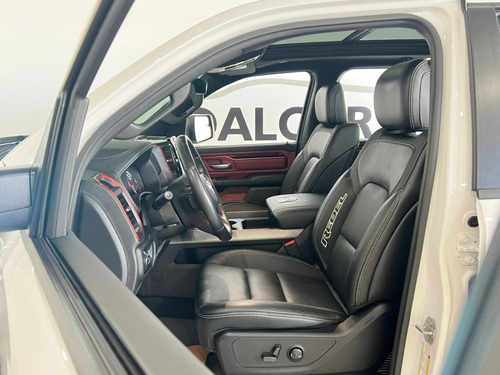 RAM 1500 5.7 V8 GASOLINA REBEL CD 4X4 AUTOMÁTICO