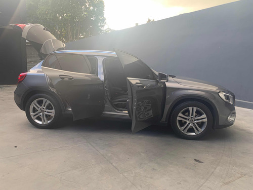 Imagen 3 de 23 de Mercedes-benz Gla 2018 1.6 Gla200 Urban 156cv Impecable!