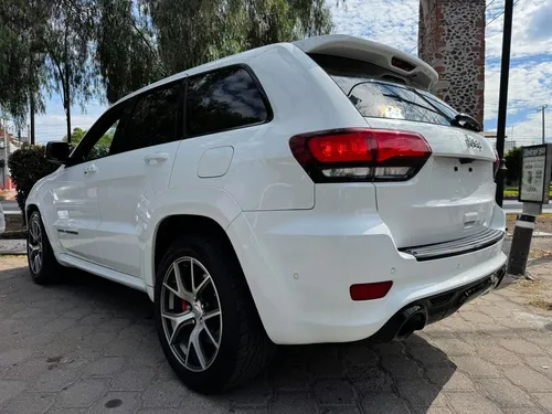 Jeep Grand Cherokee 6.4 Srt-8 At