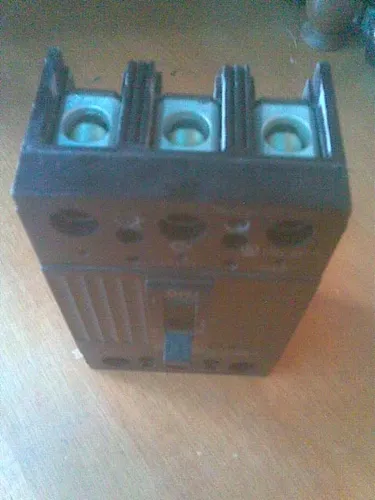 Breacker Tqd 3x200 G/e 240 Volt