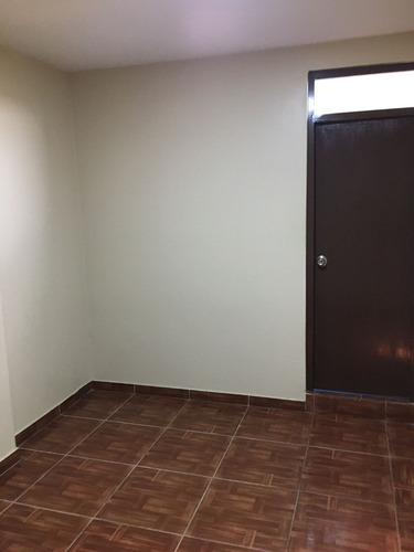 Alquilo Mini Depa ( Inlcuye Servicios) X Alt. C 3 De La Av. La Molina X Atento Peru