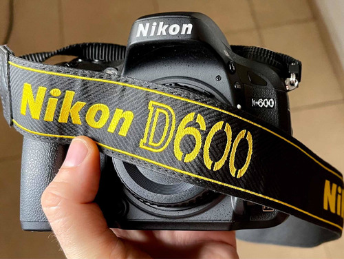 Vendo Nikon D600 Full Frame(body) 5128 Disparos Reales!!!