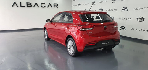 Imagen 5 de 15 de Kia Rio 2018 1.6 Hb Lx At
