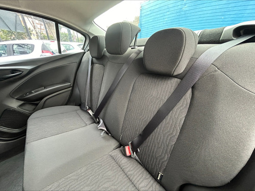 Fiat Cronos 1.3 Drive Flex 4p