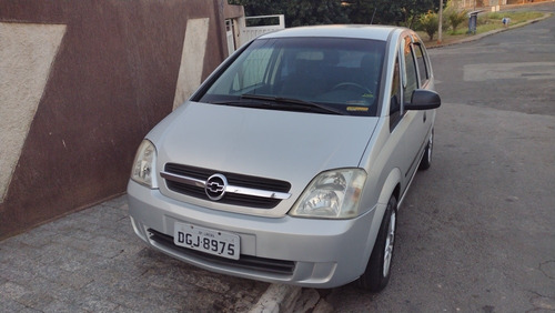 Imagem 1 de 3 de Chevrolet Meriva 2003 1.8 5p
