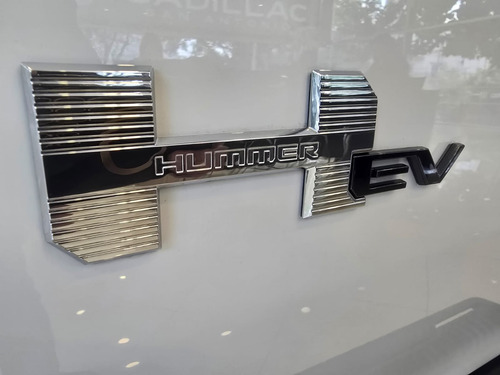 GMC Hummer EV PICKUP DEMO