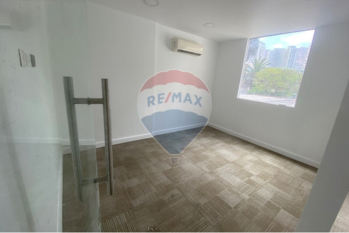 Gran Ubicación Av Brasil Para Este Local Comercial