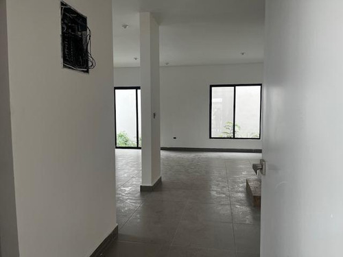 Casa En Venta Mision De Las Flores Apodaca