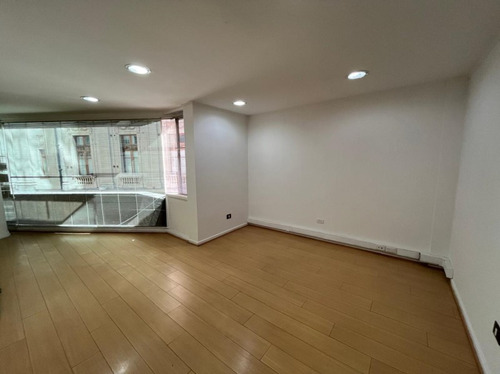 Se Vende Gran Oficina Con 7 Privados Y Salón En El Centro