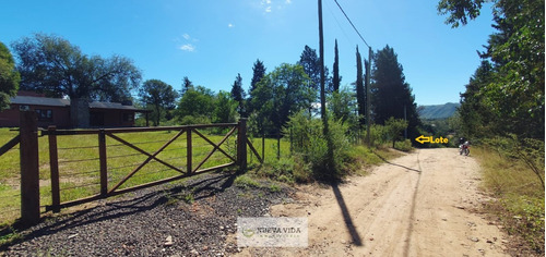 Venta De Terreno En Santa Rosa De Calamuchita, A Metros Del Rio