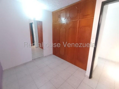 Apartamento En Alquiler En Urb. Parque Choroni Ii (base Aragua) #25-23523 Rm