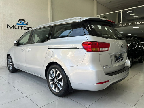 Kia Grand Carnival 3.3 Ex 5p