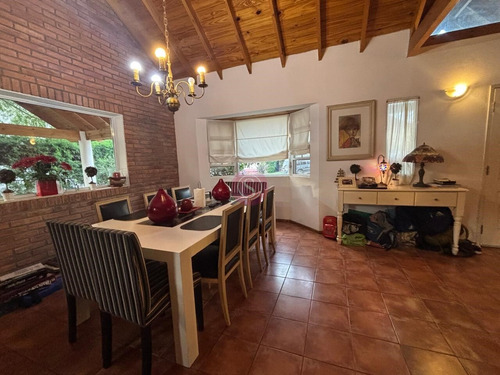 Casa En Alquiler En Acacias Blancas, Maquinista F. Savio, Escobar