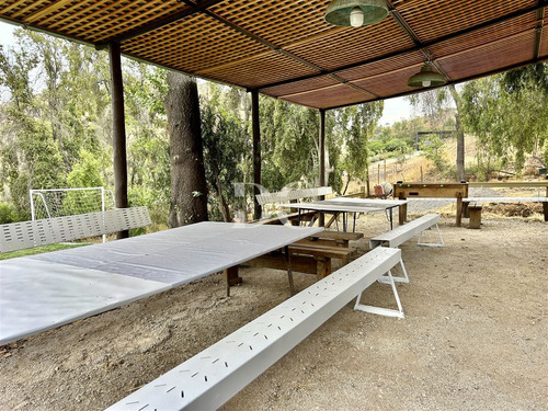 Casa En Venta De 2 Dorm. En Colina