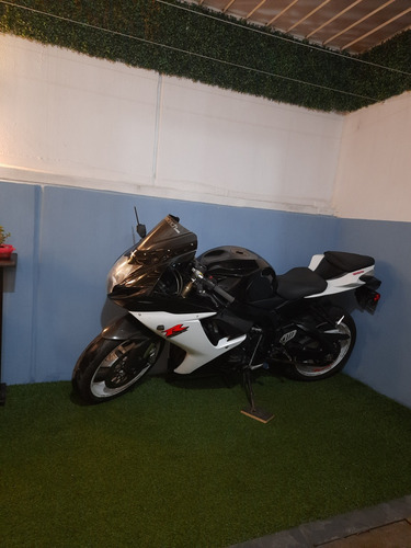 Suzuki Gsxr-600 Mod 2015 Título Y Pedimento 1a Todo Pagado