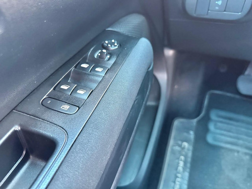 Citroën C4 Cactus 1.6 Shine 16v Thp Aut. 5p