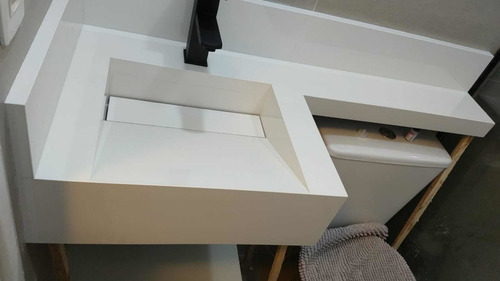 Pia Com Cuba Esculpida Em Porcelanato Branco 60x40 Pergunte!