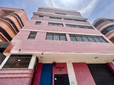 Edificio en alquiler