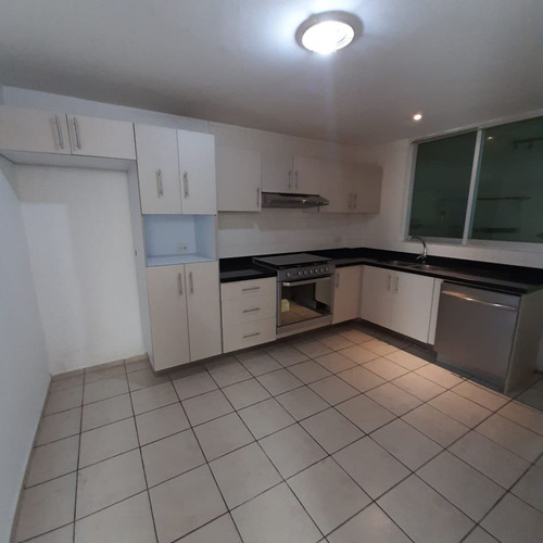 Imagen 8 de 16 de Venta De Casa En Zona Diamante De Irapuato Piamonte