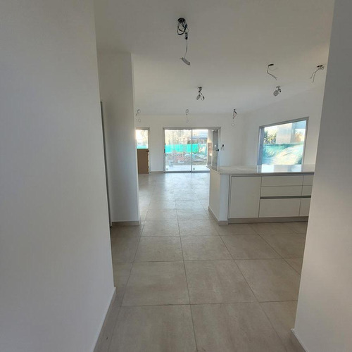 Imagen 9 de 30 de Casa - San Ramiro