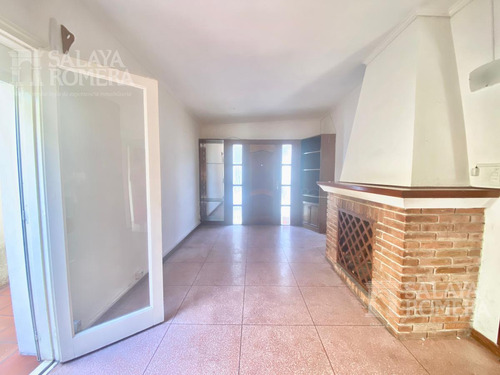 Venta, Casa Céntrica,  2 Dormitorios, Dos Locales Independientes. Punta Del Este, Sho4817272