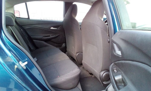 Imagen 13 de 15 de Chevrolet Onix 2021 1.0 Lt Mt