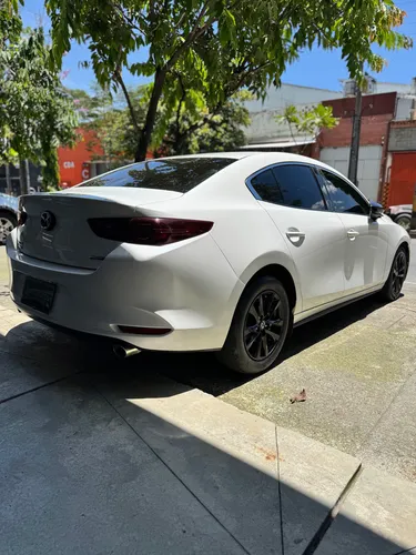 Mazda 3 2.0 Prime