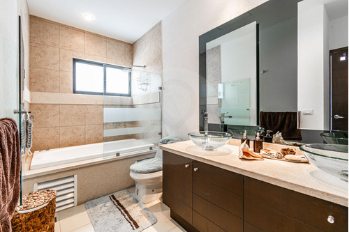 Departamento En Venta En Fraccionamiento Paraíso Country Club
