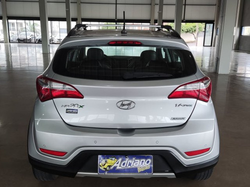 Hyundai HB20X HB20X 1.6 16V PREMIUM FLEX 4P AUTOMÁTICO